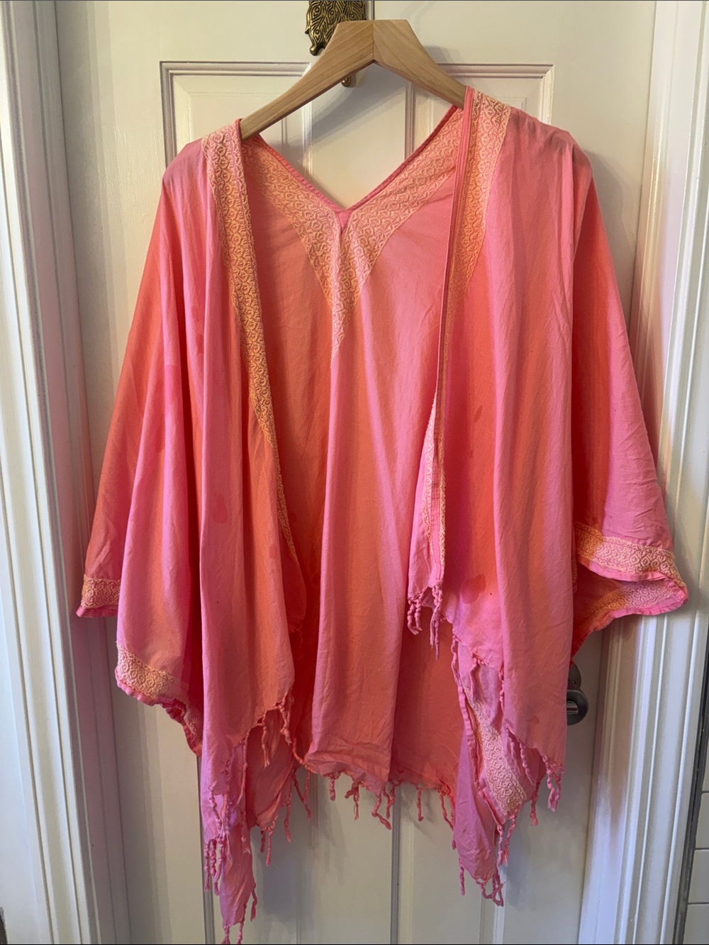American Eagle Outfitters Pink Embroidered Kimono